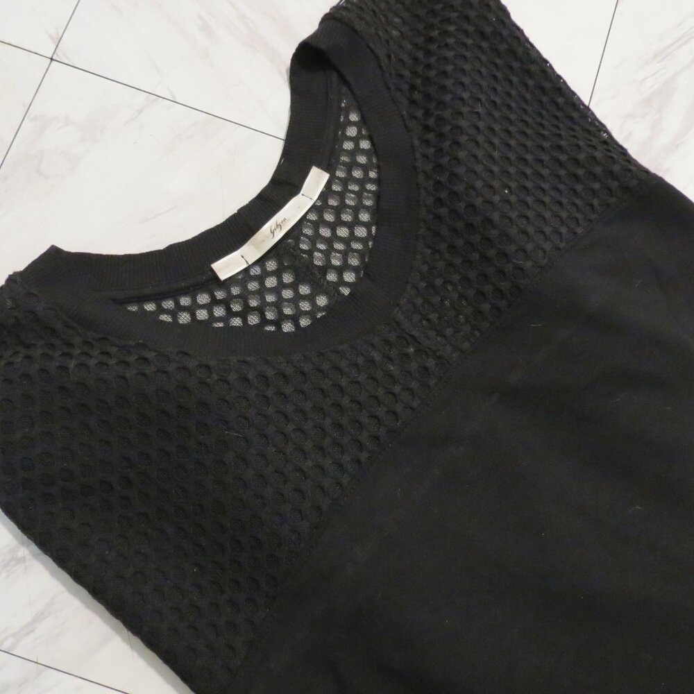 FINAL REDUCTION! Cut out crochet blouse, Black, Large